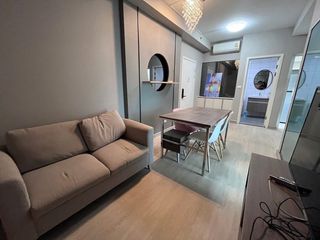 Wohnung zum Kauf mit 2 Zimmer in Huai Khwang, Bangkok