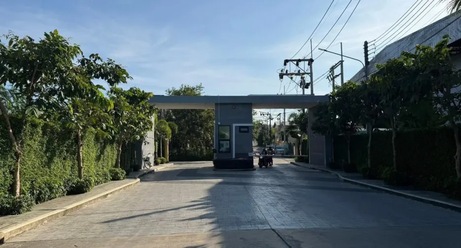 ให้เช่า 3 ห้องนอน บ้านเดี่ยว ใน ถลาง, ภูเก็ต
