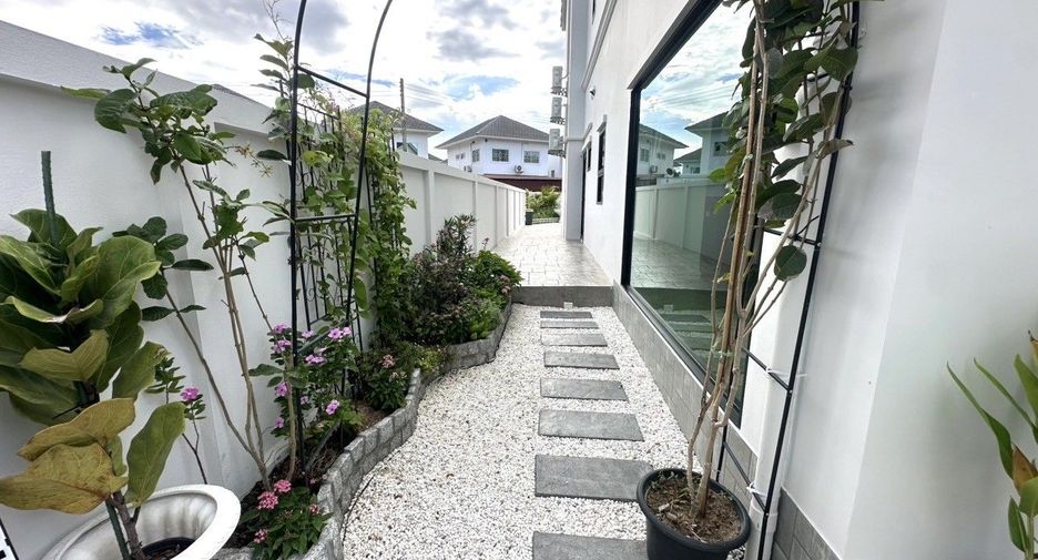 出售 4 卧室 独立屋 在 Hang Dong, Chiang Mai