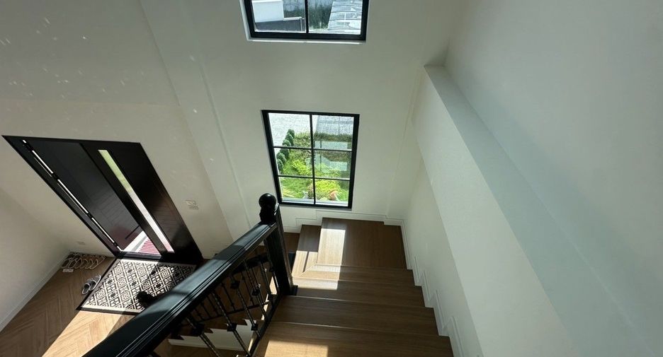 出售 4 卧室 独立屋 在 Hang Dong, Chiang Mai