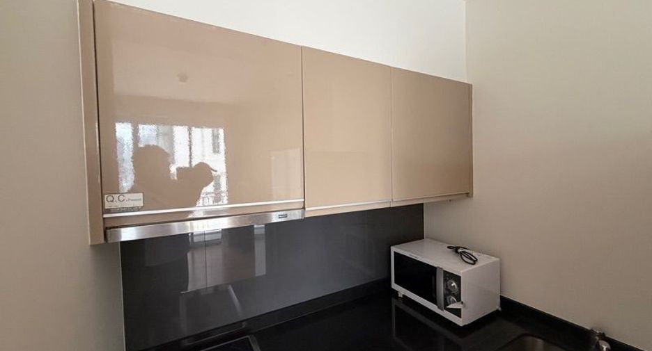 For sale 1 bed condo 