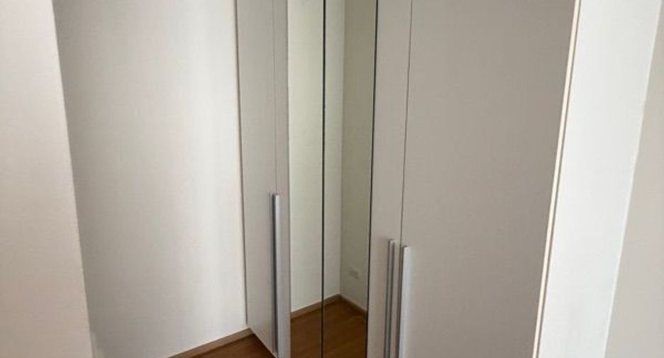 For sale 1 bed condo 