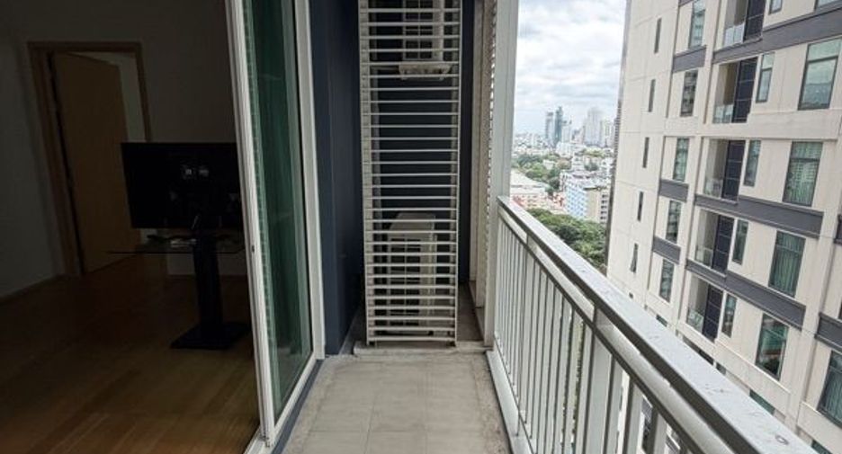 For sale 1 bed condo 
