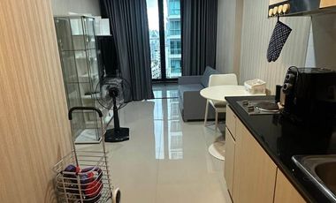For rent 1 bed condo in Huai Khwang, Bangkok