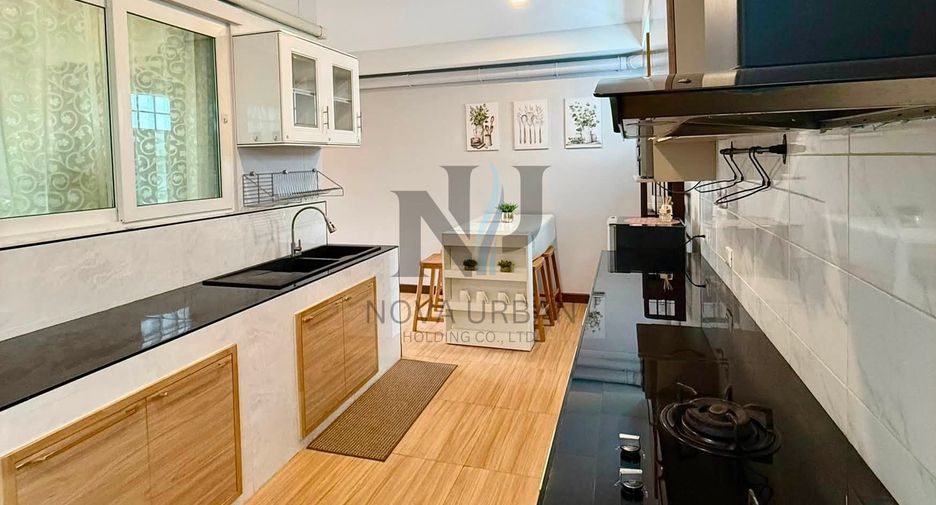 For rent 4 bedrooms house in Bang Saray, Pattaya