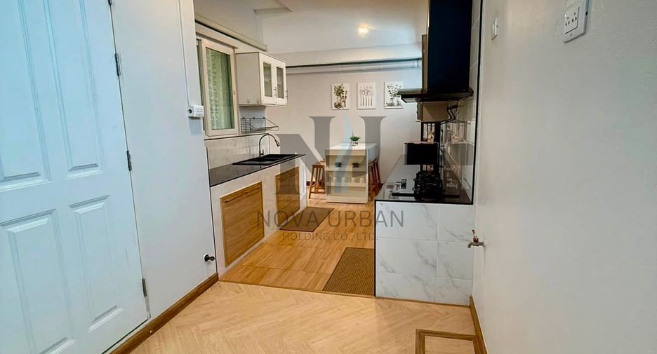 For rent 4 bedrooms house in Bang Saray, Pattaya