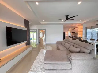 For Rent 4 Bedroom House In Bang Lamung, Chonburi