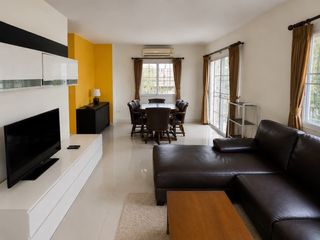 For rent 3 bedrooms house in Mueang Chiang Mai, Chiang Mai