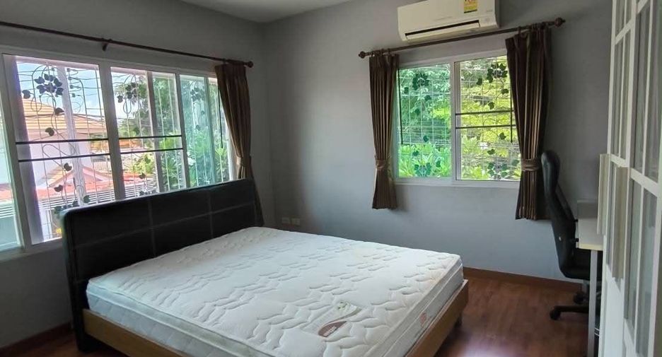 For rent 3 bedrooms house in Mueang Chiang Mai, Chiang Mai