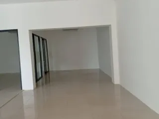 Oficina en alquiler de 5 habitaciones en Mueang Chiang Mai, Chiang Mai