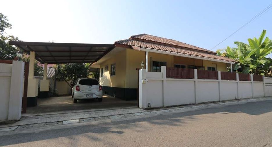 For rent 3 bedrooms house in Mueang Chiang Mai, Chiang Mai