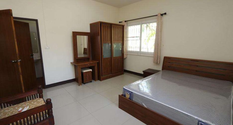 For rent 3 bedrooms house in Mueang Chiang Mai, Chiang Mai