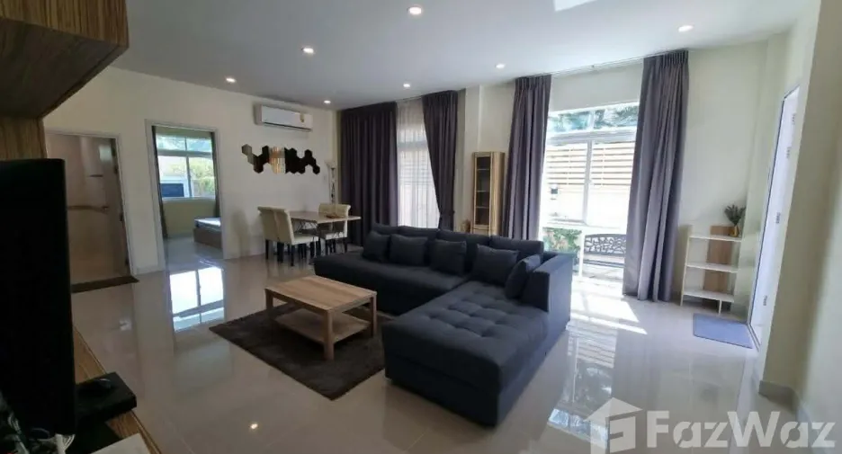 Villa en alquiler de 3 habitaciones en Mueang Phuket, Phuket