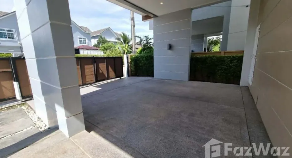 Villa en alquiler de 3 habitaciones en Mueang Phuket, Phuket