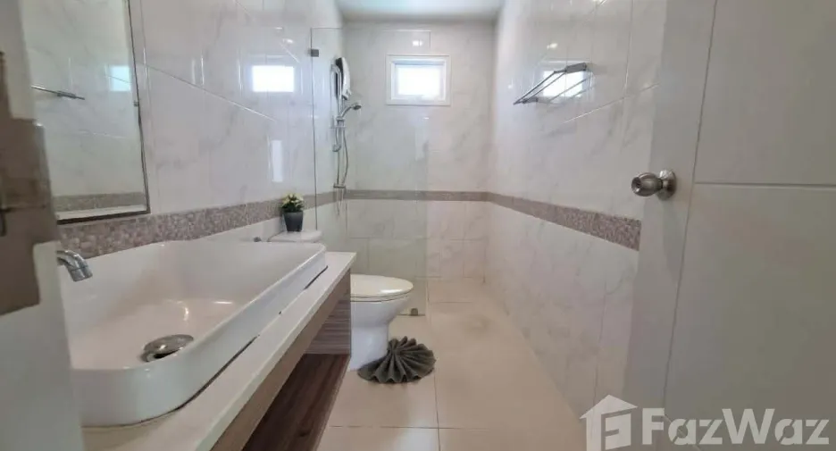 Villa en alquiler de 3 habitaciones en Mueang Phuket, Phuket