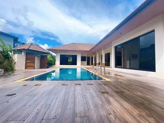 For rent 3 ベッドルーム villa in Mueang Phuket, Phuket