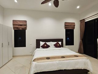 For rent 3 ベッドルーム villa in Mueang Phuket, Phuket