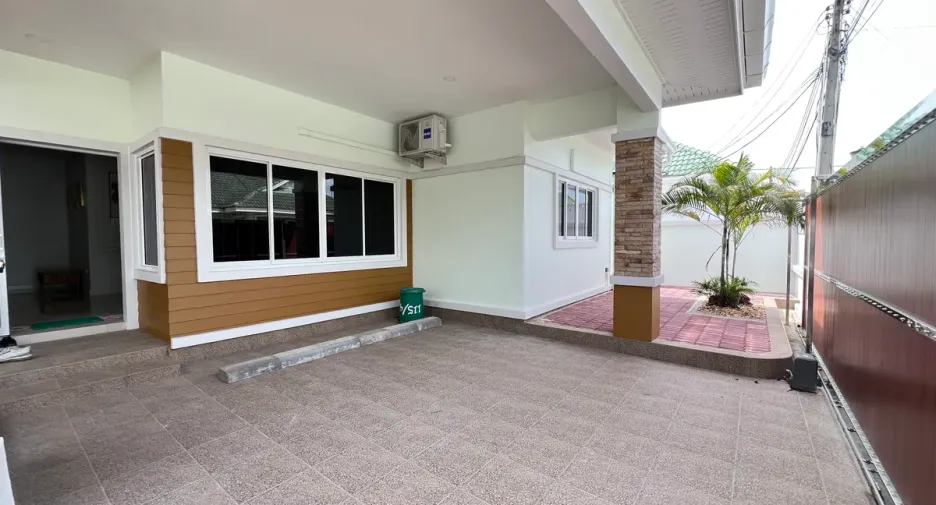 For rent そして for sale 2 ベッドルーム house in Si Racha, Chonburi