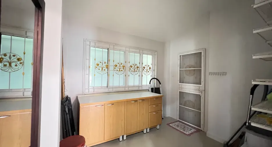 For rent そして for sale 2 ベッドルーム house in Si Racha, Chonburi