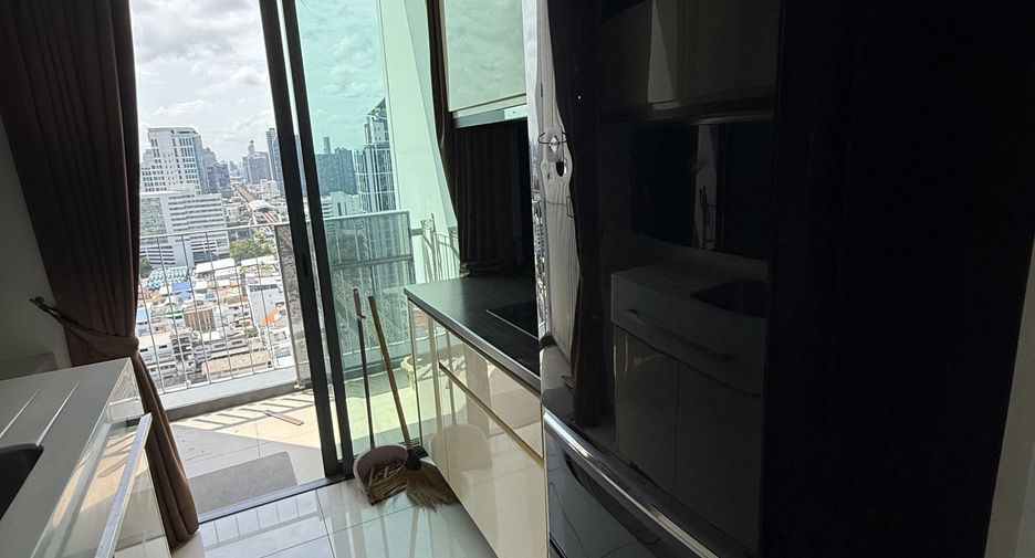 For rent 1 bed condo in Phra Khanong, Bangkok