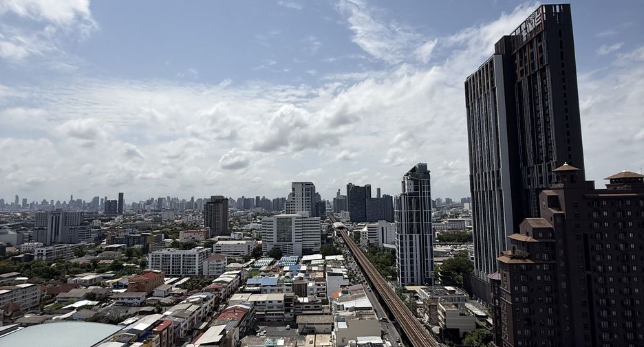 For rent 1 bed condo in Phra Khanong, Bangkok