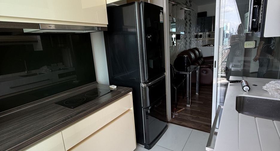 For rent 1 bed condo in Phra Khanong, Bangkok