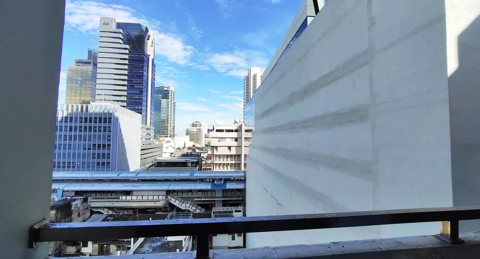 Condo en alquiler de 2 habitaciones en Bang Rak, Bangkok