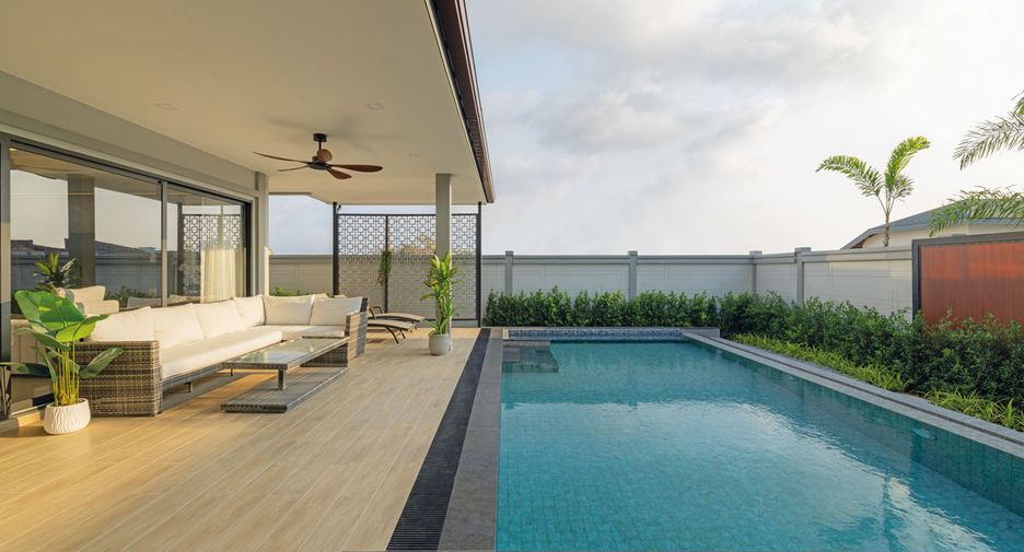 For sale 3 bedrooms villa in Jomtien, Pattaya