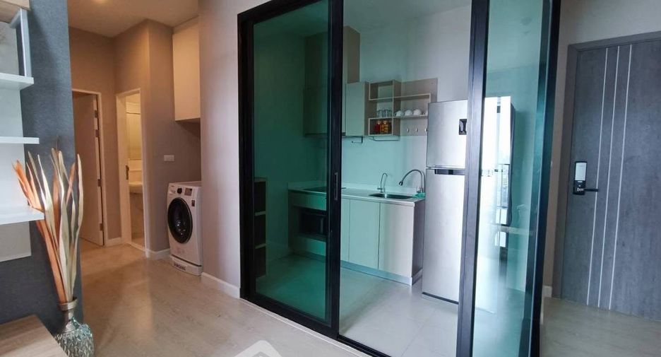 For sale 2 bedrooms condo in Watthana, Bangkok