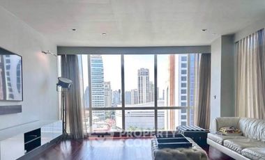 Condo en venta de 3 habitaciones en Khlong Toei, Bangkok
