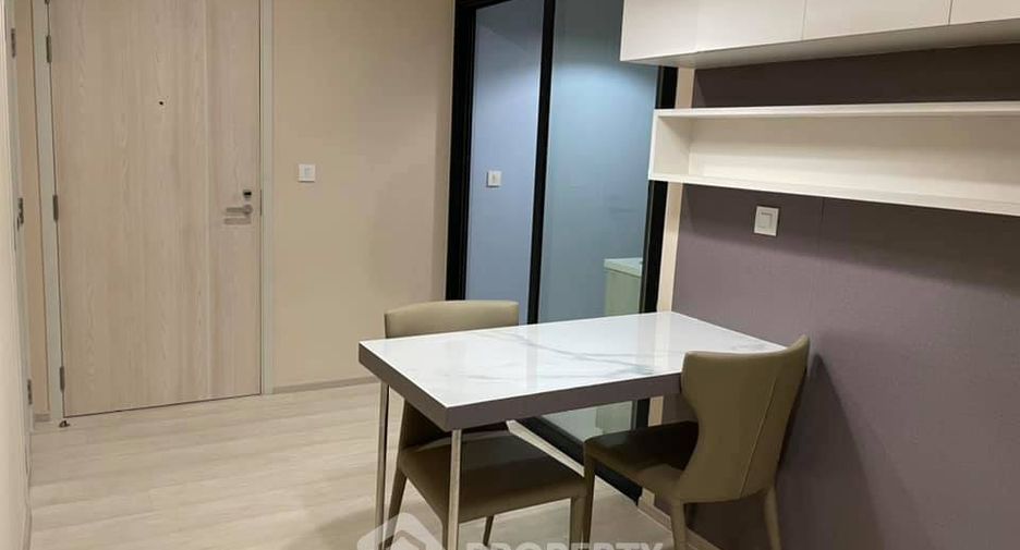 À louer 2 chambres condo 