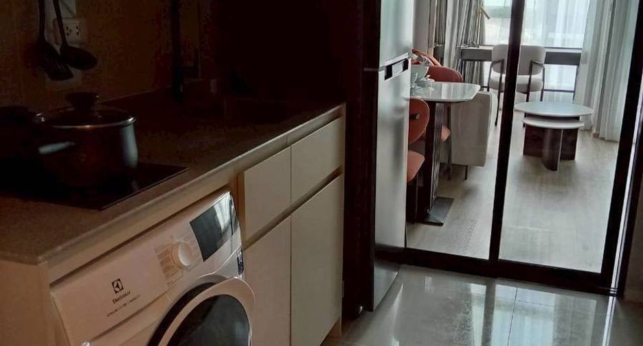 Condo en alquiler de 1 habitaciones en Khlong Toei, Bangkok