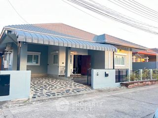 À louer 3 chambres maison à Bang Lamung, Chonburi