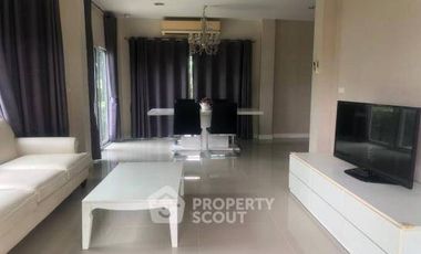 For rent 3 bedrooms house in Lat Krabang, Bangkok