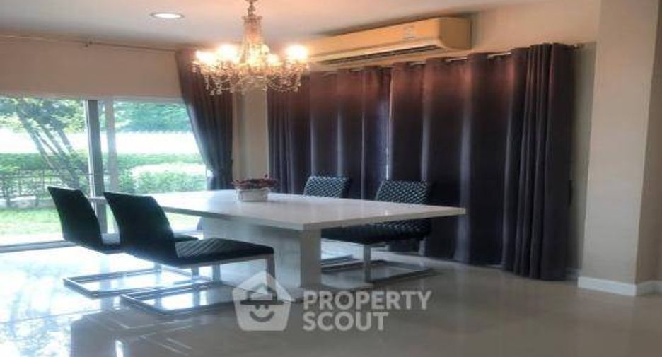 For rent 3 bedrooms house in Lat Krabang, Bangkok