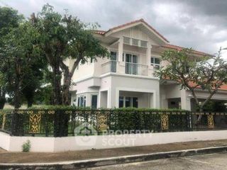 For rent 3 bedrooms house in Lat Krabang, Bangkok
