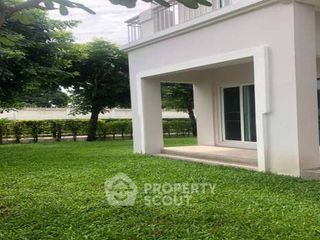 For rent 3 bedrooms house in Lat Krabang, Bangkok