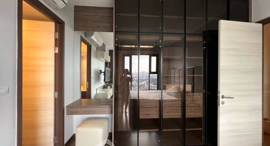 Condo en alquiler de 2 habitaciones en Bang Sue, Bangkok