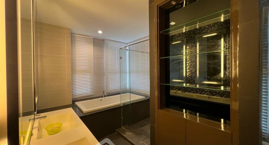 Condo en alquiler de 2 habitaciones en Bang Sue, Bangkok