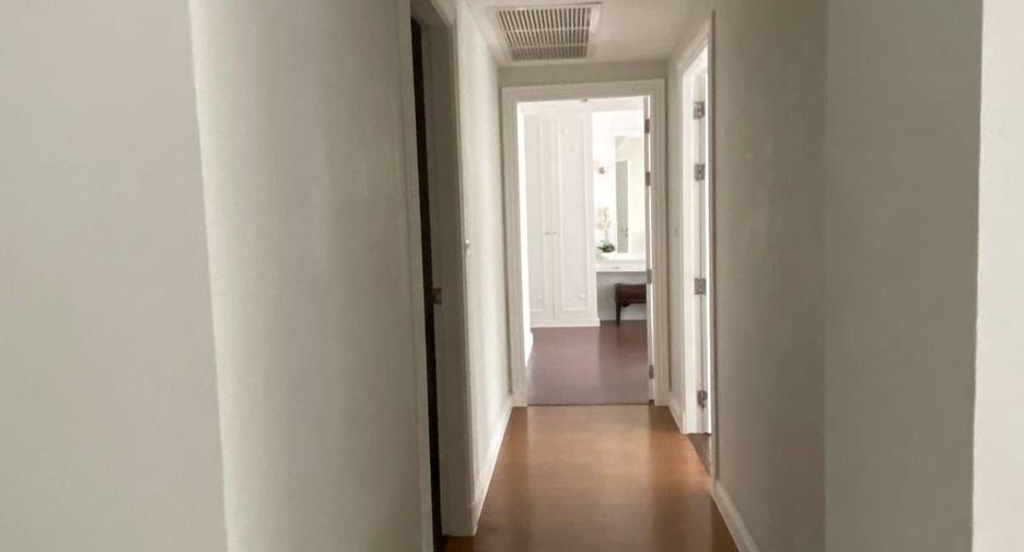 Apartamento en alquiler de 2 habitaciones en Watthana, Bangkok