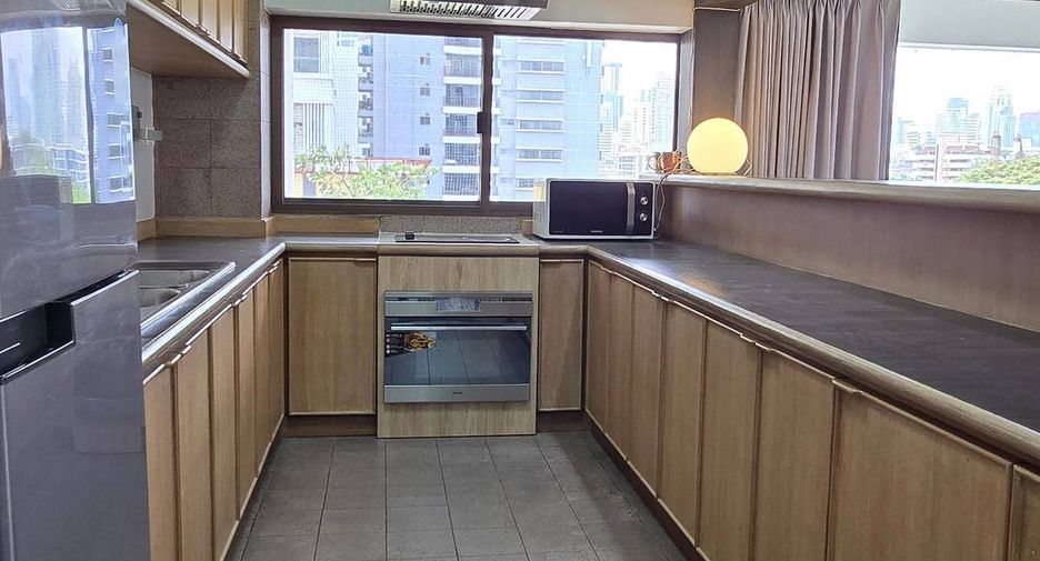 Condo en alquiler de 2 habitaciones en Watthana, Bangkok