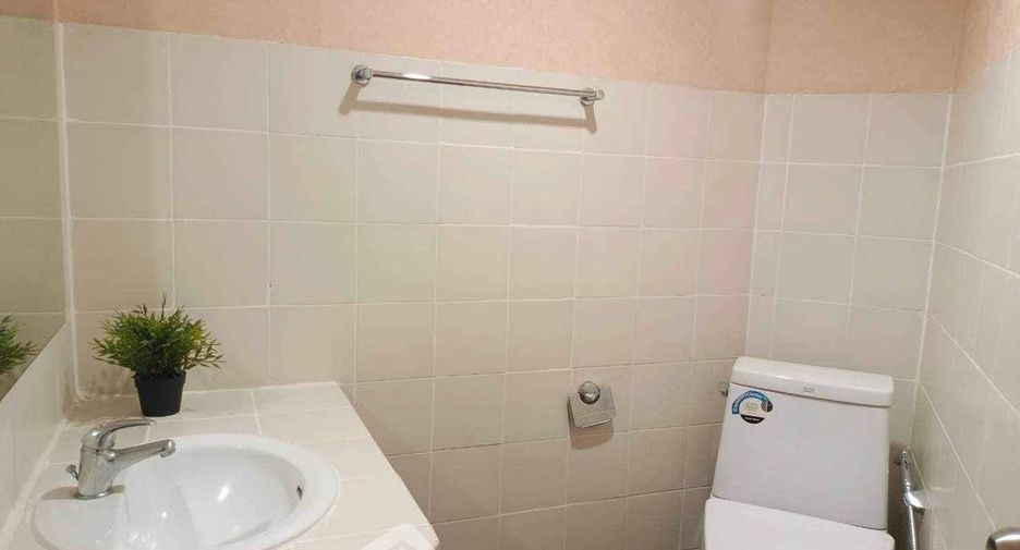 Wohnung zur Miete mit 2 Zimmer in Watthana, Bangkok