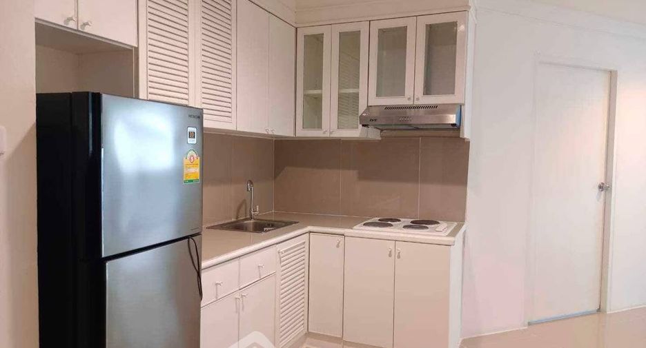 Wohnung zur Miete mit 2 Zimmer in Watthana, Bangkok