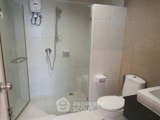 For rent 3 bedrooms townhouse in Yan Nawa, Bangkok