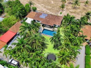 À vendre 2 chambres maison à Bang Lamung, Chonburi