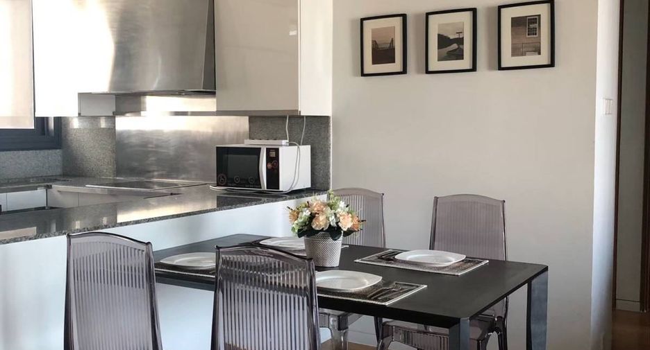 Condo en alquiler de 2 habitaciones en Sathon, Bangkok