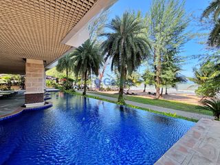 À louer et à vendre 2 chambres condo à Na Jomtien, Pattaya