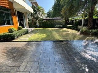 For rent 4 bedrooms house in Lat Krabang, Bangkok