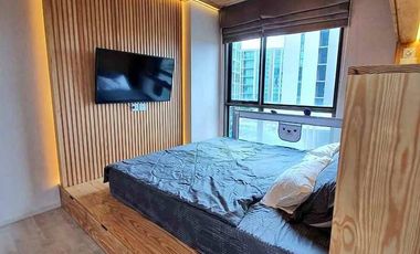 For rent 2 bedrooms condo 