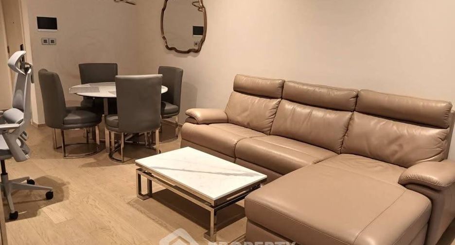 For rent 2 bedrooms condo in Khlong Toei, Bangkok